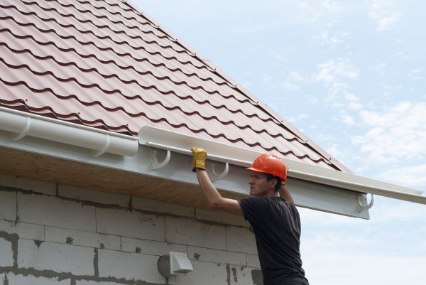 Cost of Rain Gutter Repair in Renton